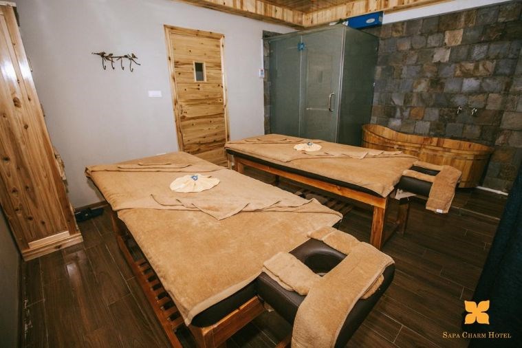 Khách sạn Charm Sapa